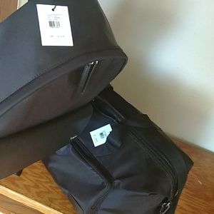 Calvin Klein    Dufflebag Backpack Travel Set